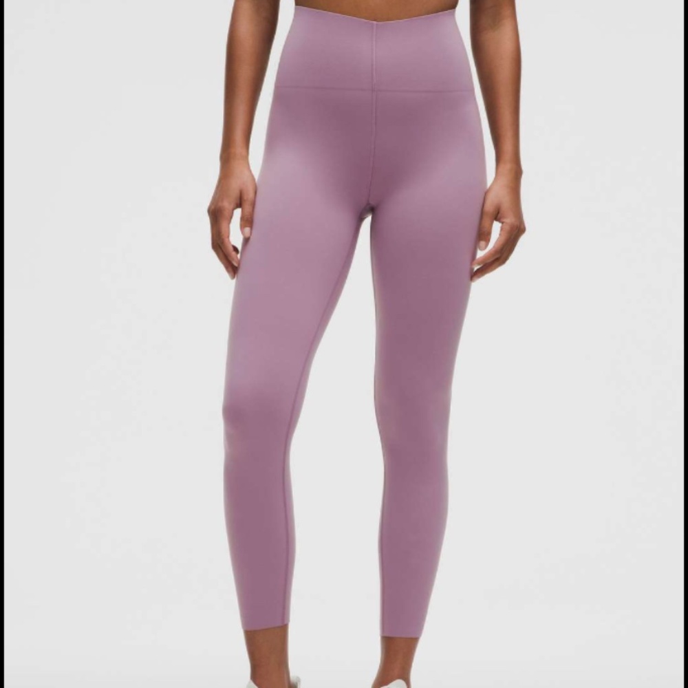 Lululemon GlowUp SHR leggings 25" Size 4 NWT